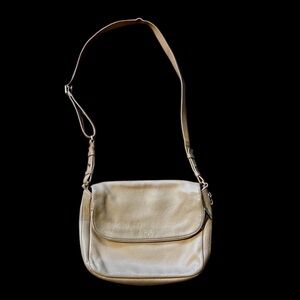Fossil larger shoulder bag ( extendable) used very little